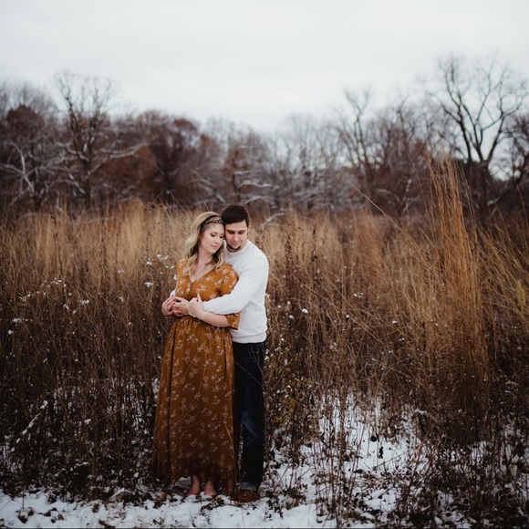 ✨CLOSET SALE✨ - Picture 2 of 7